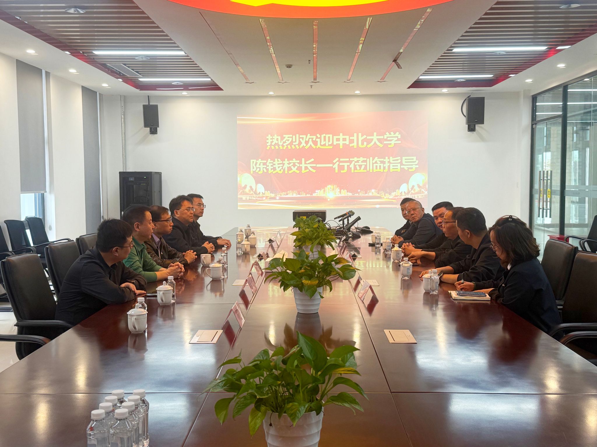深化校企合作，拓展育人空間——陳錢(qián)校長(zhǎng)率隊(duì)赴格力電器(珠海金灣)公司開(kāi)展訪企拓崗活動(dòng)