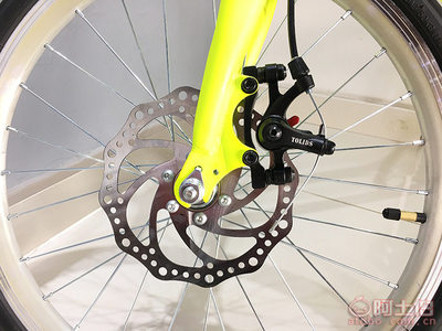 專業(yè)測(cè)評(píng) Fee廠家直銷20寸變速雙碟剎小輪自行車——都市女性的通勤新選擇